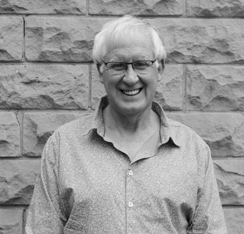 Dr. Theunis Steyn Dr. Theunis Steyn